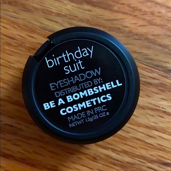 Makeup set - Picture 2 of 5